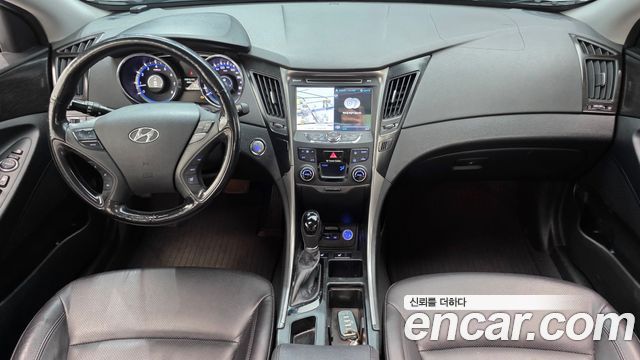 Hyundai Sonata 2013 — photo 10