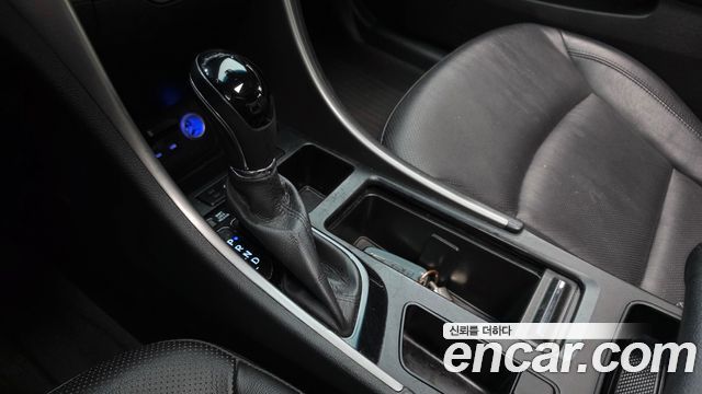 Hyundai Sonata 2013 — photo 12