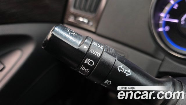 Hyundai Sonata 2013 — photo 28