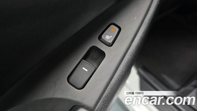 Hyundai Sonata 2013 — photo 32