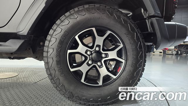 Jeep Wrangler 2021 — photo 7