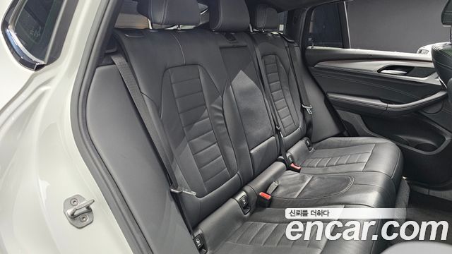 BMW X4 2020 — photo 17