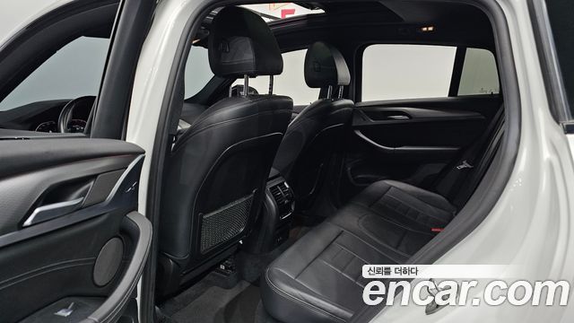 BMW X4 2020 — photo 18