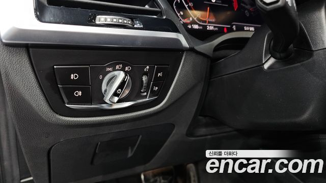 BMW X4 2020 — photo 20