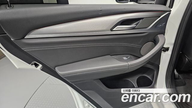 BMW X4 2020 — photo 15