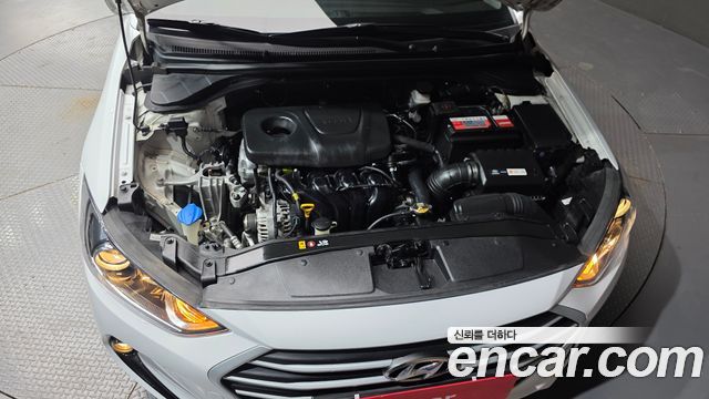 Hyundai AVANTE 2018 — photo 6