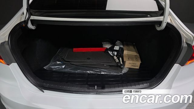Hyundai AVANTE 2018 — photo 29