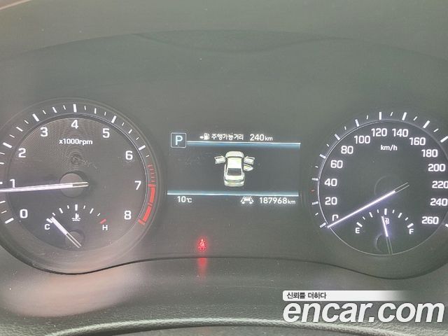 Genesis G80 2017 — photo 8