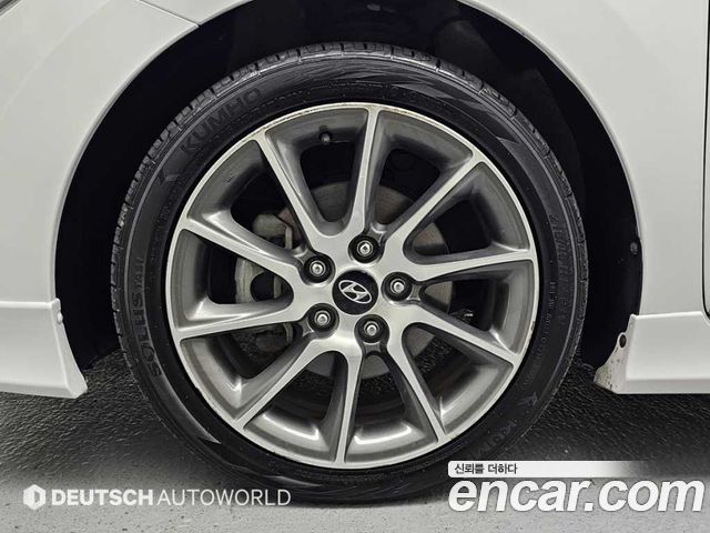 Hyundai AVANTE 2013 — photo 5