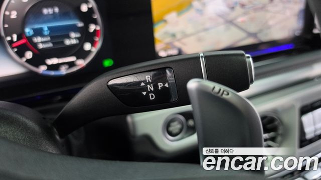 Mercedes-Benz G-Class 2021 — photo 12