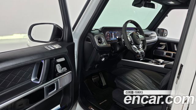 Mercedes-Benz G-Class 2021 — photo 13