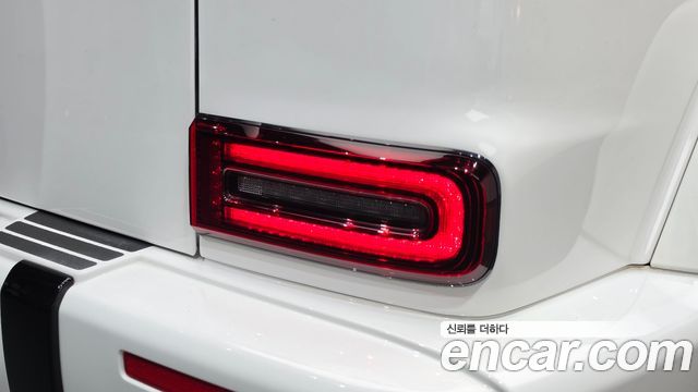 Mercedes-Benz G-Class 2021 — photo 9