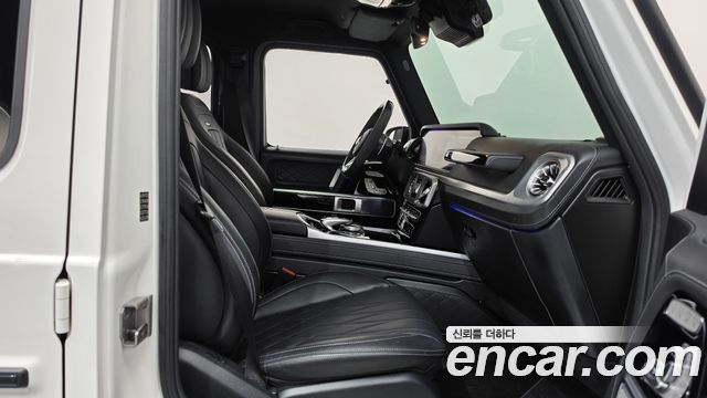 Mercedes-Benz G-Class 2021 — photo 16