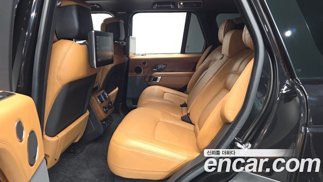 Land Rover Range Rover 2018 — photo 17