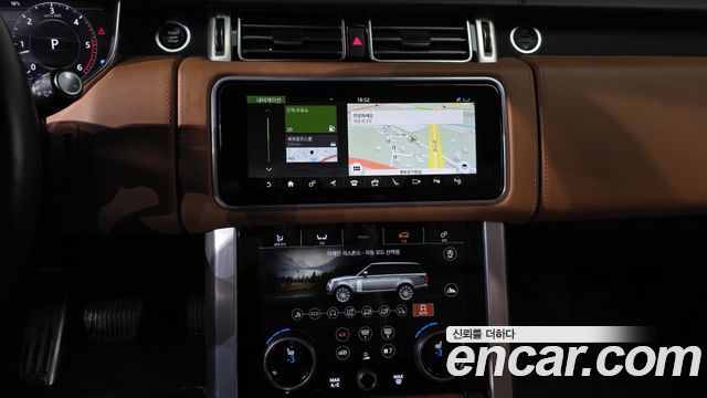 Land Rover Range Rover 2018 — photo 18