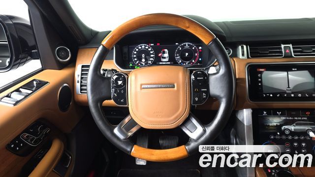 Land Rover Range Rover 2018 — photo 19