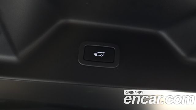 Land Rover Range Rover 2018 — photo 23