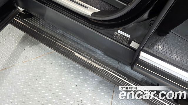 Land Rover Range Rover 2018 — photo 30
