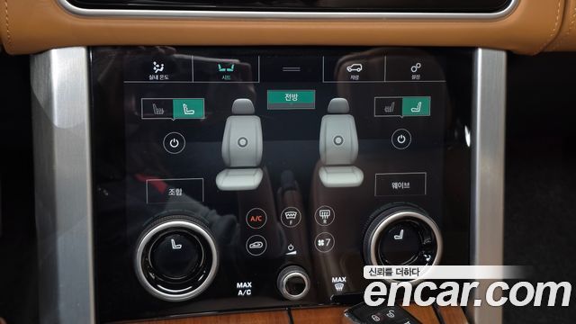 Land Rover Range Rover 2018 — photo 35