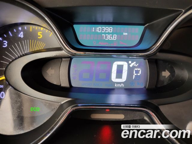 Renault Korea QM3 2013 — photo 8