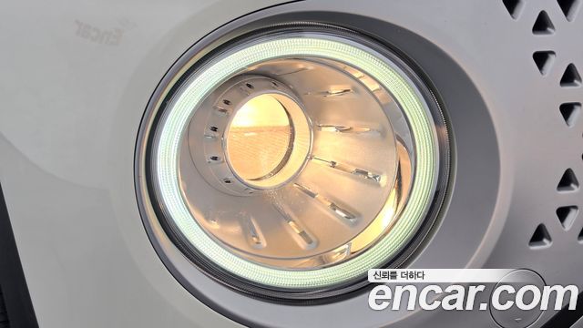 Hyundai Casper 2023 — photo 8
