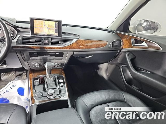 Audi A6 2012 — photo 10