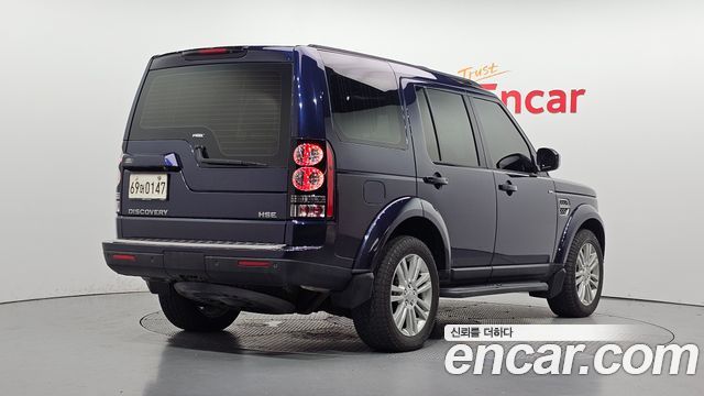 Land Rover Discovery 2016 — photo 2