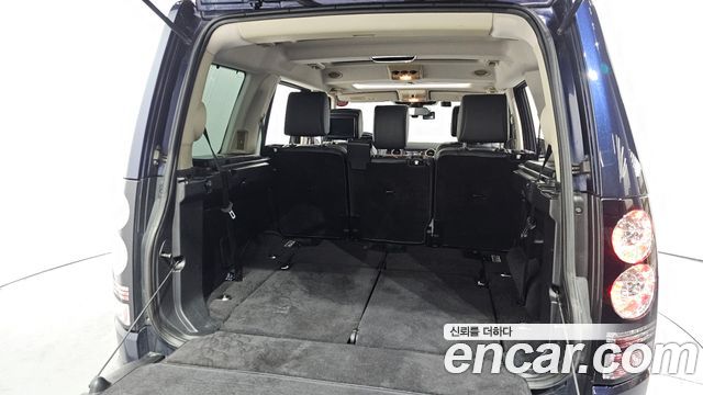 Land Rover Discovery 2016 — photo 20