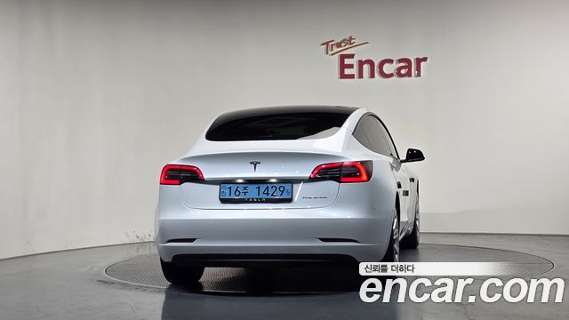 Tesla Model 3 2022 — photo 4