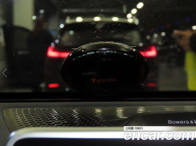 BMW 7-Series 2016 — photo 13