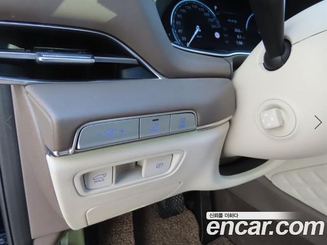 Genesis GV80 2023 — photo 15