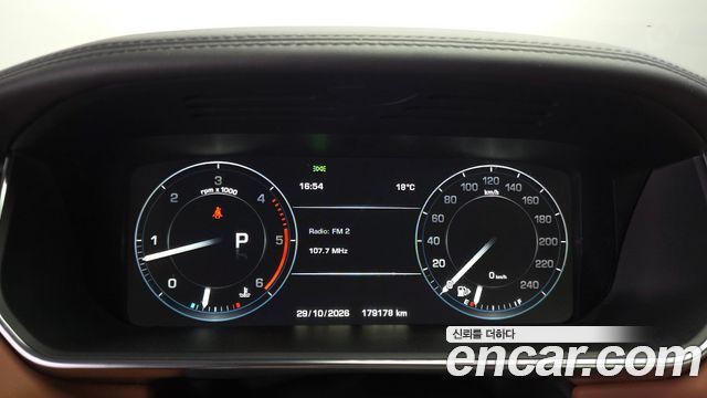 Land Rover Range Rover Sport 2016 — photo 8