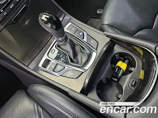 Hyundai Grandeur 2017 — photo 8
