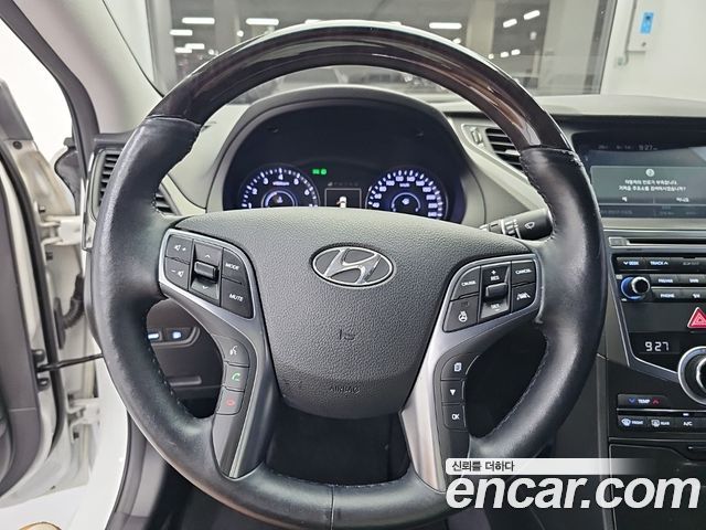 Hyundai Grandeur 2017 — photo 9