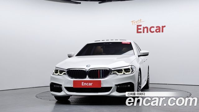 BMW 5-Series 2017 — photo 3