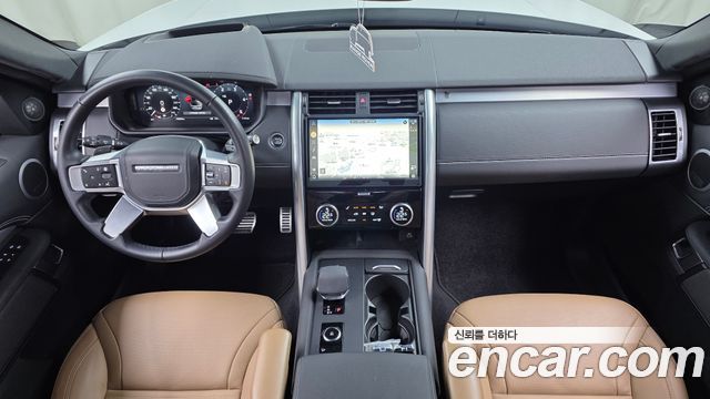 Land Rover Discovery 2024 — photo 10