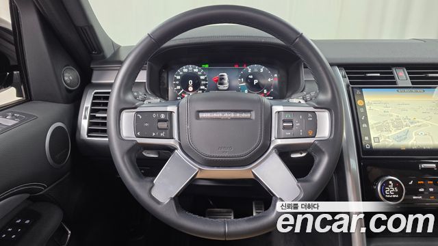 Land Rover Discovery 2024 — photo 31