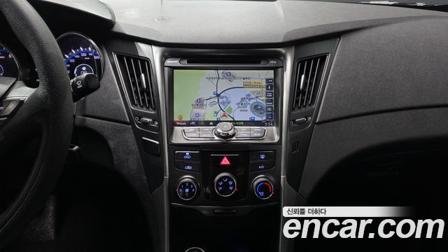 Hyundai Sonata 2013 — photo 14