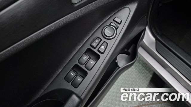 Hyundai Sonata 2013 — photo 19