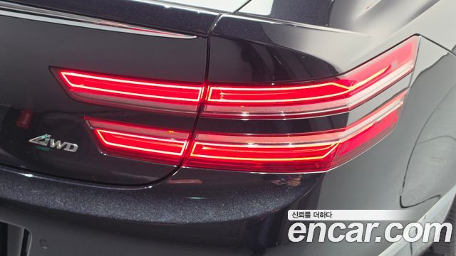 Genesis G80 2021 — photo 9