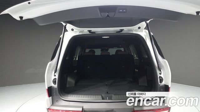 Hyundai Santafe 2025 — photo 26