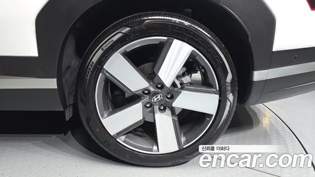 Hyundai Santafe 2025 — photo 7