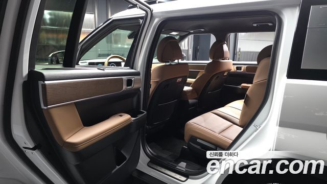 Hyundai Santafe 2025 — photo 16