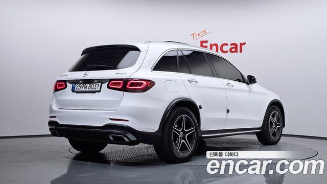 Mercedes-Benz GLC-Class 2021 — photo 2