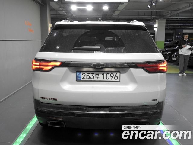 Chevrolet Korea Traverse 2023 — photo 4
