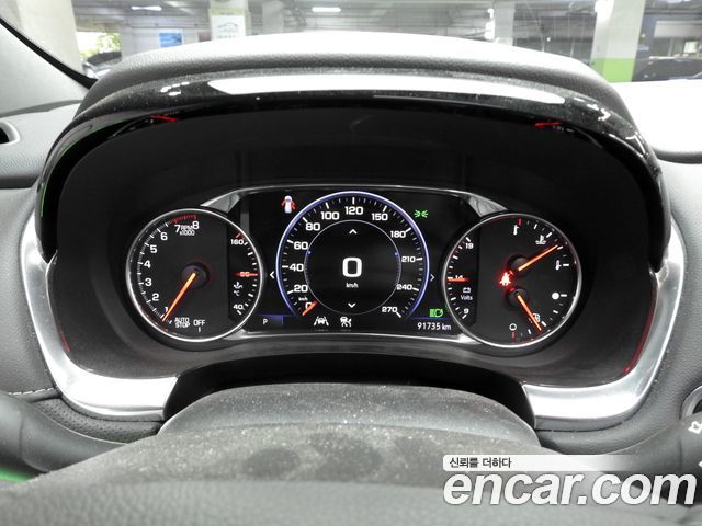 Chevrolet Korea Traverse 2023 — photo 8