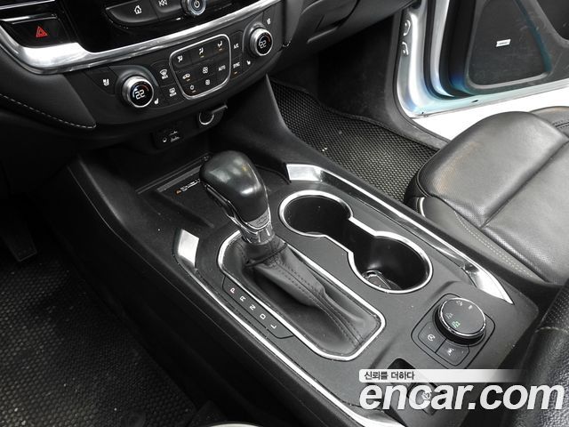 Chevrolet Korea Traverse 2023 — photo 9