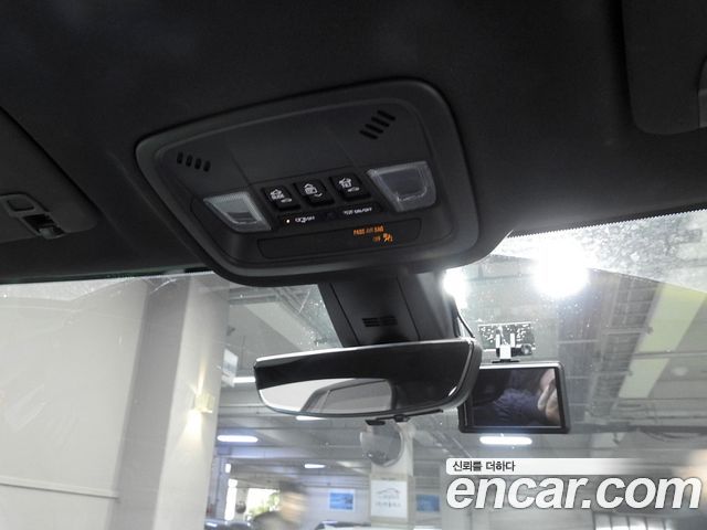 Chevrolet Korea Traverse 2023 — photo 13