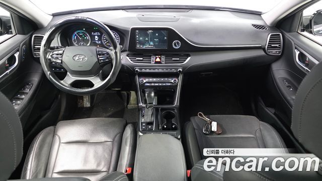 Hyundai Grandeur 2018 — photo 10