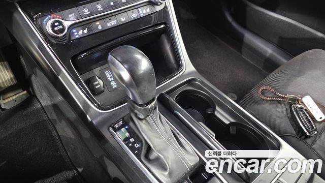Hyundai Grandeur 2018 — photo 12